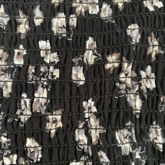 two piece set - Picture 2 of 2